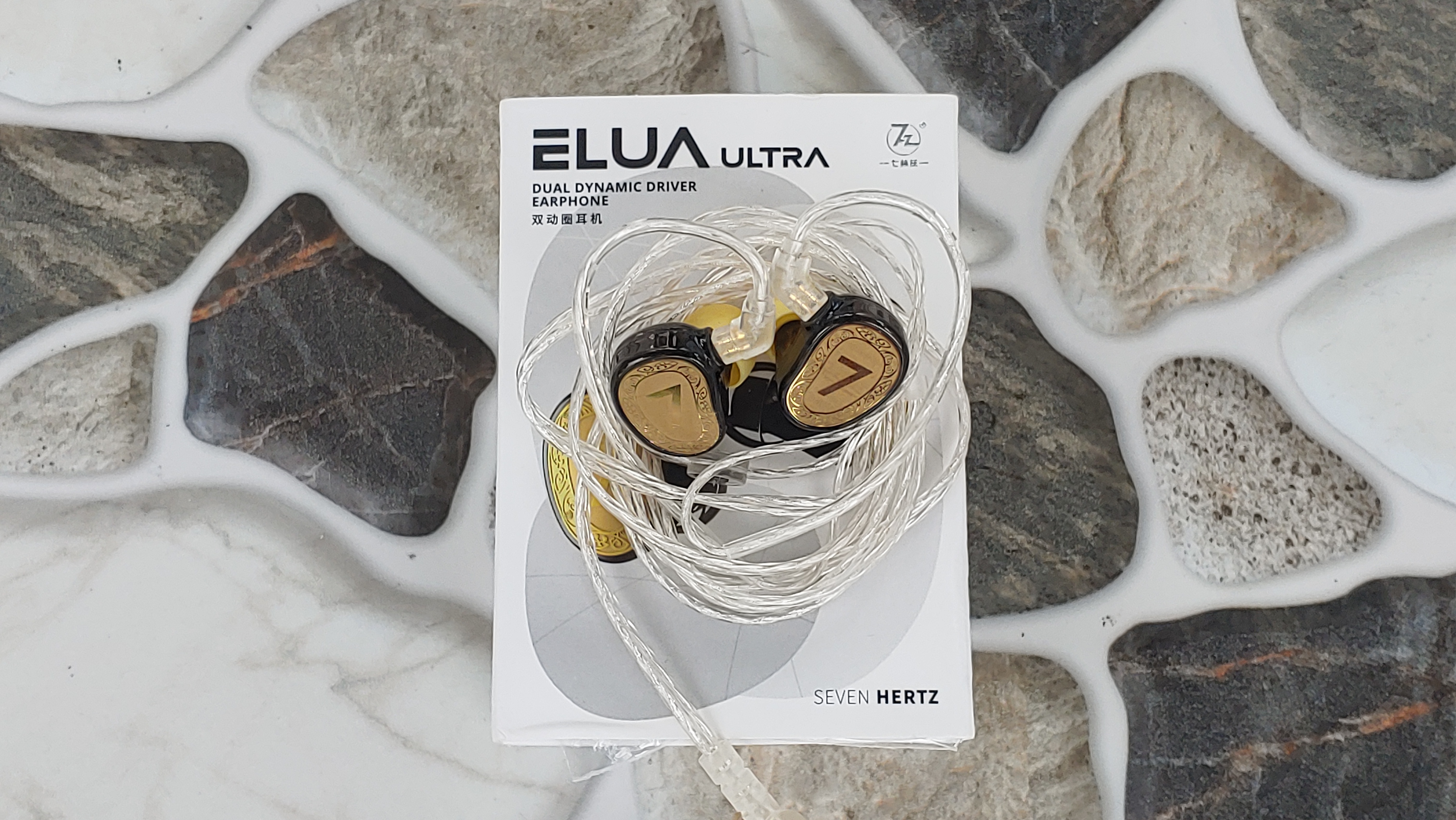 7HZ ELUA ULTRA DUAL DYNAMIC DRIVER IEM