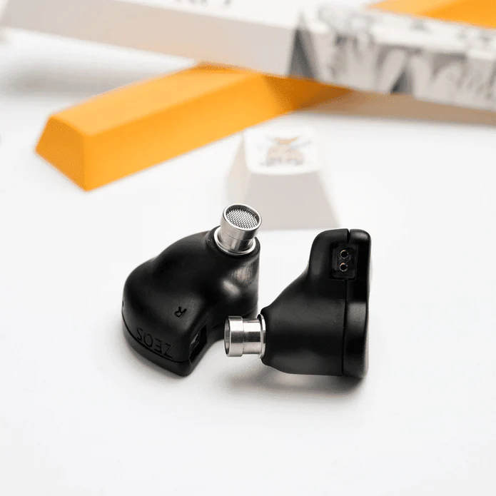 SeeAudio x Z Review Rinko 1DD+1Planar Dual-Driver Hybrid IEMs